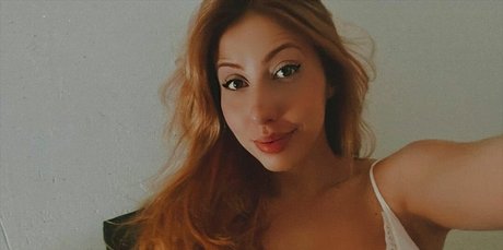 Foto di nudo di fuga di OnlyFans di Leya Emanuelly