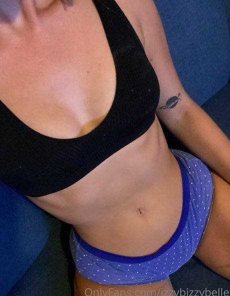 Foto di nudo di fuga di OnlyFans di Izzybizzybelle