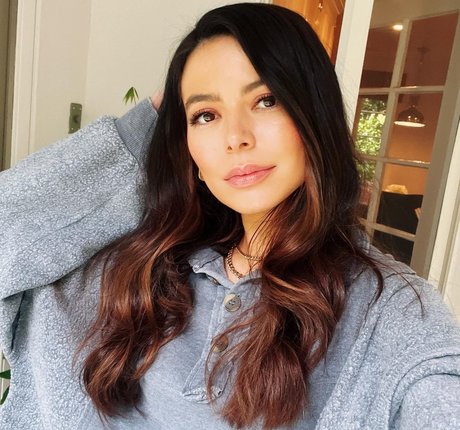 Miranda Cosgrove