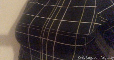 Foto di nudo di fuga di OnlyFans di Bigtatty