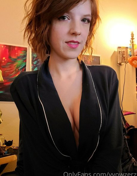 Foto di nudo di fuga di OnlyFans di Vvowzerz