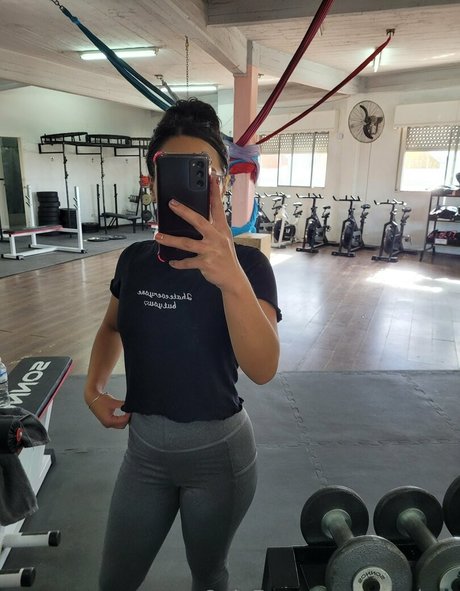Foto di nudo di fuga di OnlyFans di Canelam