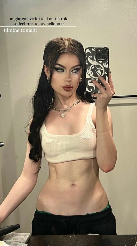 Foto di nudo di fuga di OnlyFans di Emmanorton