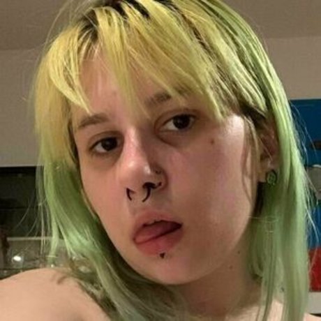 Foto di nudo di fuga di OnlyFans di Suicidyalice