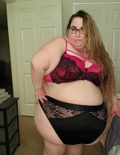 Foto di nudo di fuga di OnlyFans di Danissbbw