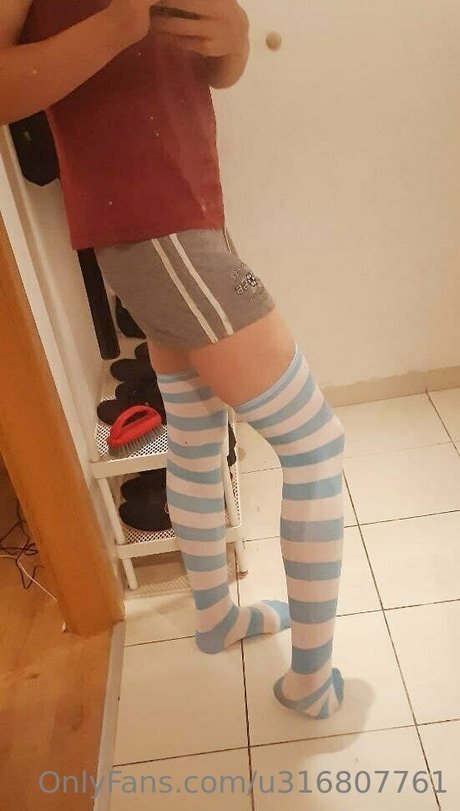 Foto di nudo di fuga di OnlyFans di Luciacutie