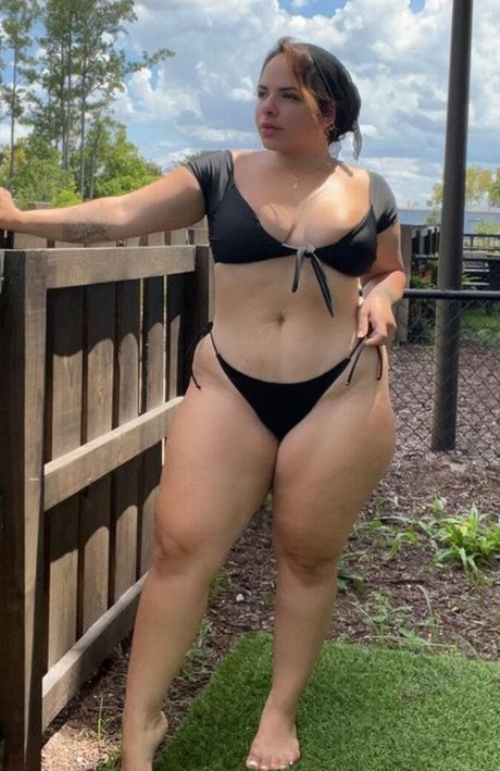 Foto di nudo di fuga di OnlyFans di Vbadestbeauty
