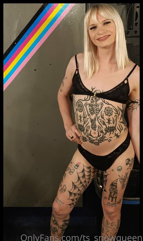 Foto di nudo di fuga di OnlyFans di Tssnowqueen