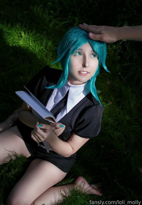 Loli Molly