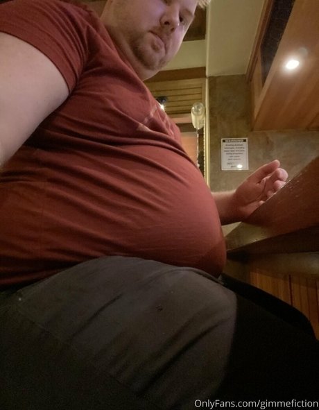 Foto di nudo di fuga di OnlyFans di Gimmefiction