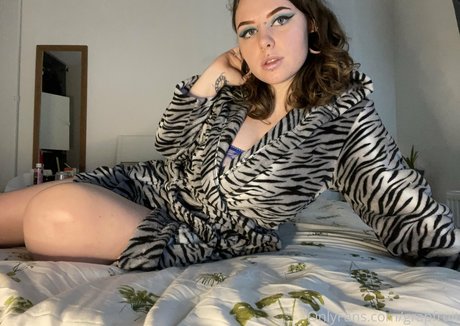Foto di nudo di fuga di OnlyFans di Sewergirl