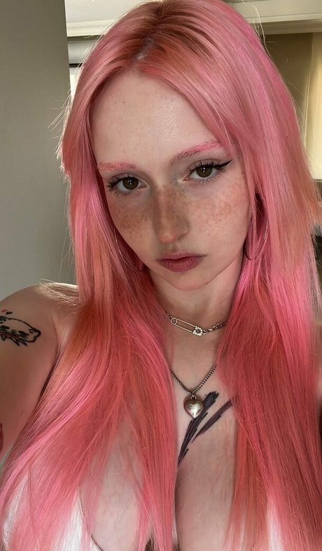 Foto di nudo di fuga di OnlyFans di Ilayserah