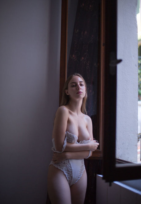 Claudia Lion