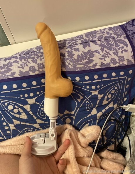Foto di nudo di fuga di OnlyFans di Adiafreensfw