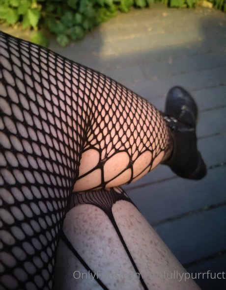 Foto di nudo di fuga di OnlyFans di Sinfullypurrfuct