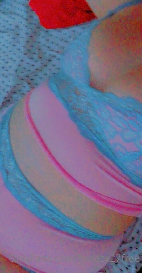 Foto di nudo di fuga di OnlyFans di Breazy27free