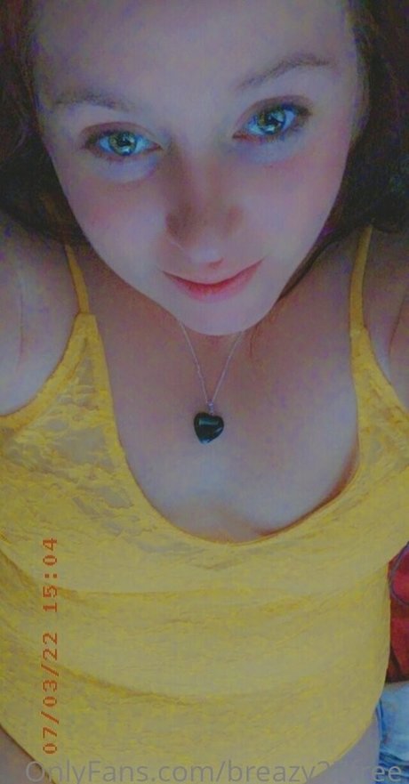 Foto di nudo di fuga di OnlyFans di Breazy27free
