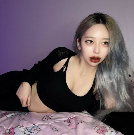 Foto di nudo di fuga di OnlyFans di Jeeiqueen