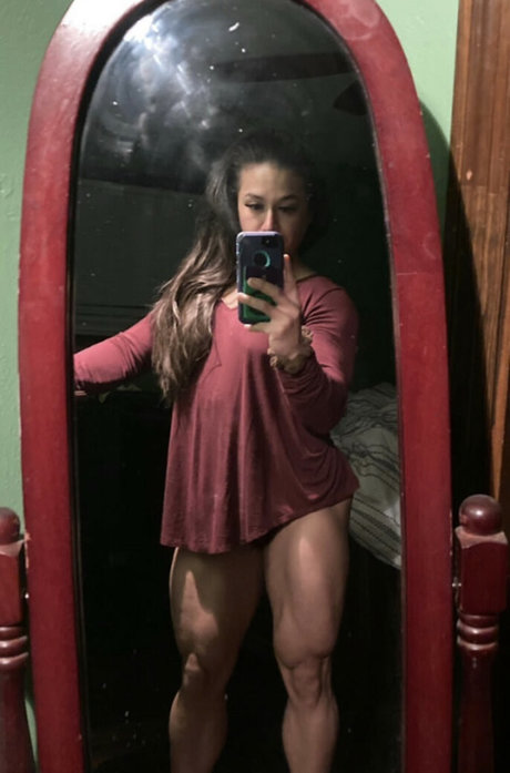 Foto di nudo di fuga di OnlyFans di Francesca Mujica