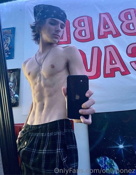 Foto di nudo di fuga di OnlyFans di Onlybonez