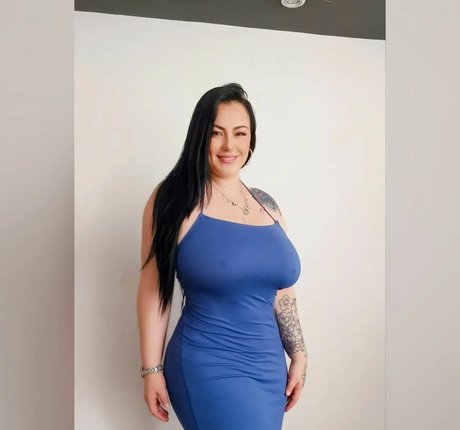 Foto di nudo di fuga di OnlyFans di Laura Locuras
