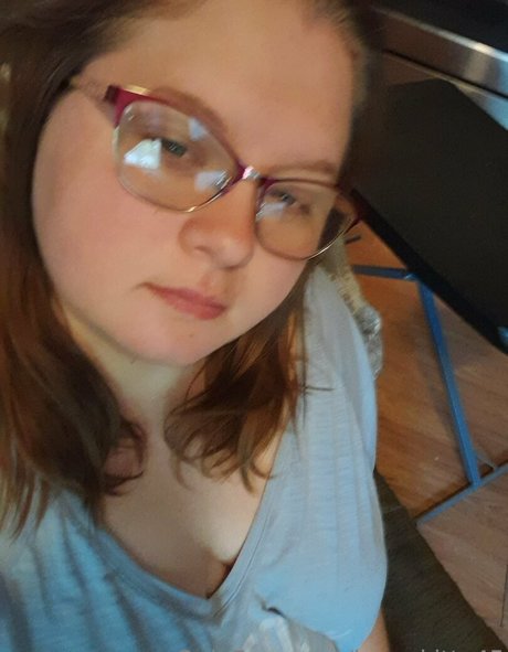 Foto di nudo di fuga di OnlyFans di Krazykitty45