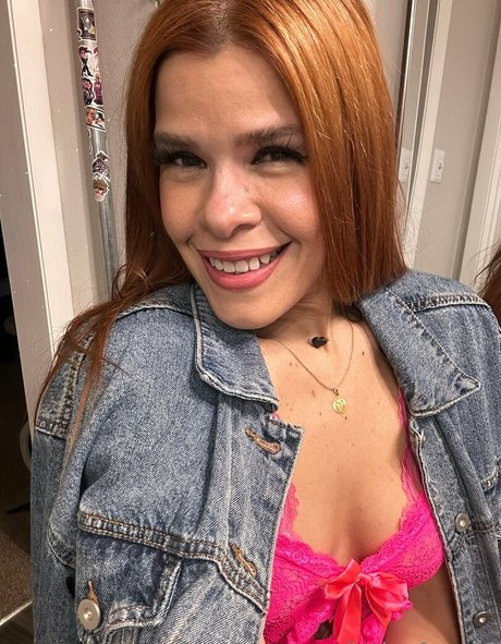 Latinafoxy69
