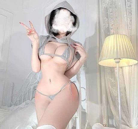 Foto di nudo di fuga di OnlyFans di Icatzi