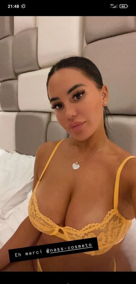 Foto di nudo di fuga di OnlyFans di Milla Jasmine