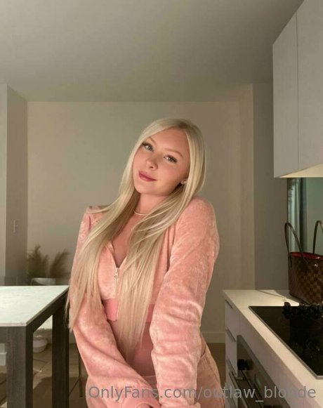Outlaw_blonde