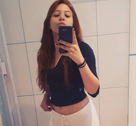 Foto di nudo di fuga di OnlyFans di Lais Lisboa
