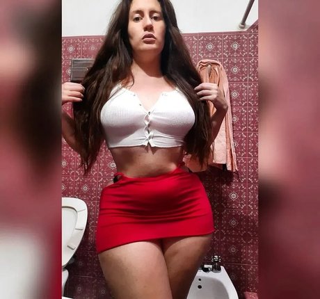 Foto di nudo di fuga di OnlyFans di Antonella Greco