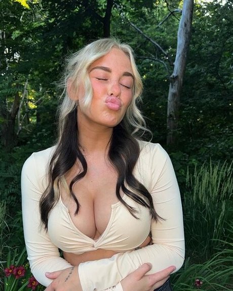 Foto di nudo di fuga di OnlyFans di Sophie Riedemann