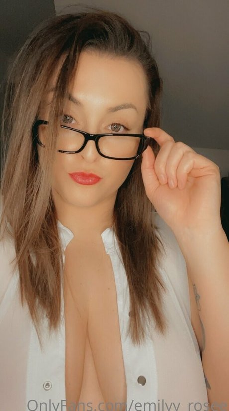Emilyyrosee