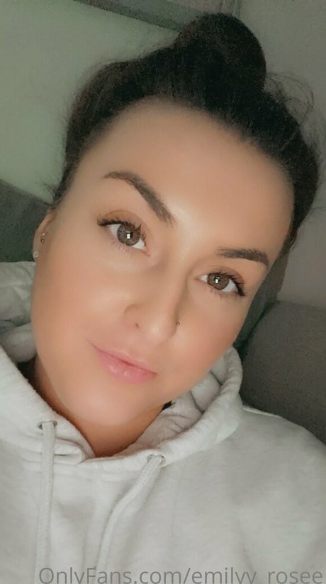 Emilyyrosee