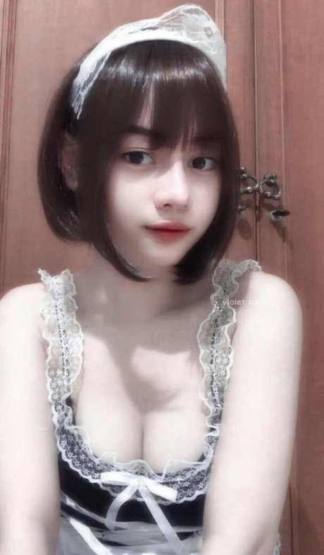 Foto di nudo di fuga di OnlyFans di Violet Airis