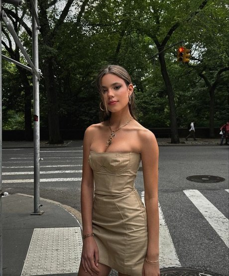 Foto di nudo di fuga di OnlyFans di Ella Mendelsohn