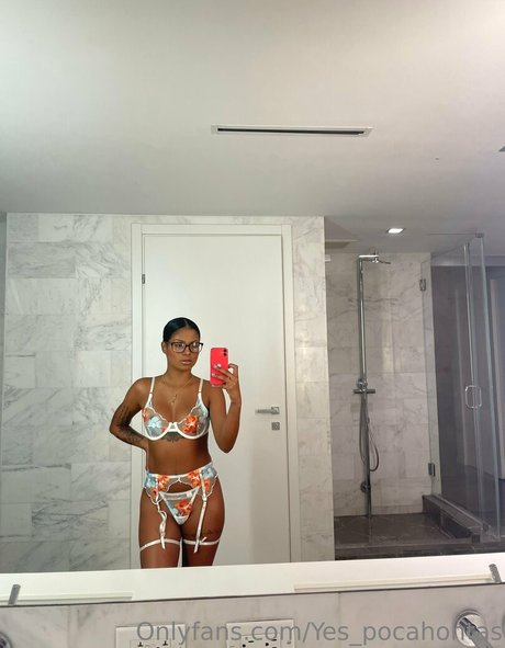 Foto di nudo di fuga di OnlyFans di Itspocahontas