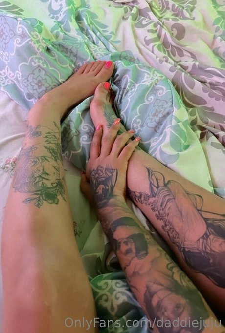 Foto di nudo di fuga di OnlyFans di Daddiejuju