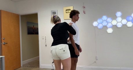 Foto di nudo di fuga di OnlyFans di Mondragon Chiropractic
