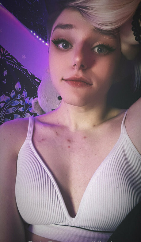 Foto di nudo di fuga di OnlyFans di Tikalovexo