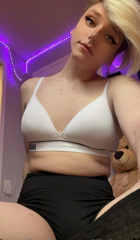Foto di nudo di fuga di OnlyFans di Tikalovexo
