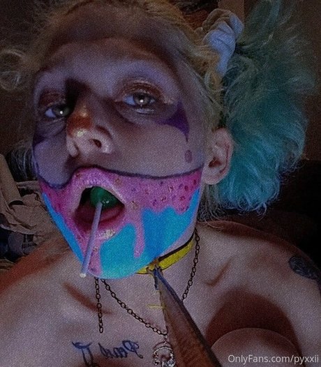 Pyxxii