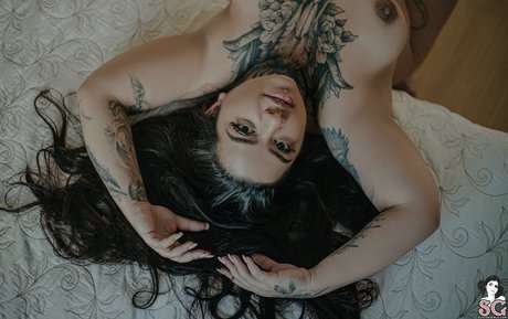 Foto di nudo di fuga di OnlyFans di Satturne