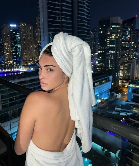Foto di nudo di fuga di OnlyFans di Rita Esposito