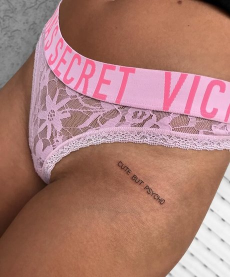 Foto di nudo di fuga di OnlyFans di Teodora Dzehverovic