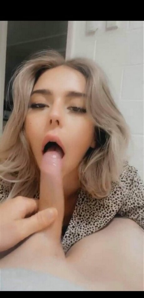 Foto di nudo di fuga di OnlyFans di British Baddie