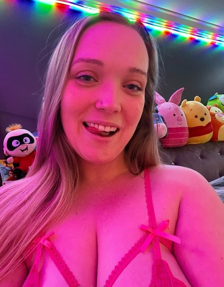 Foto di nudo di fuga di OnlyFans di Curvycutiexo