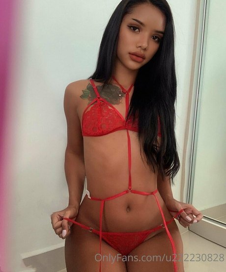 Foto di nudo di fuga di OnlyFans di Candyasia
