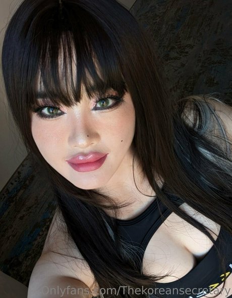 Foto di nudo di fuga di OnlyFans di Thekoreansecretary